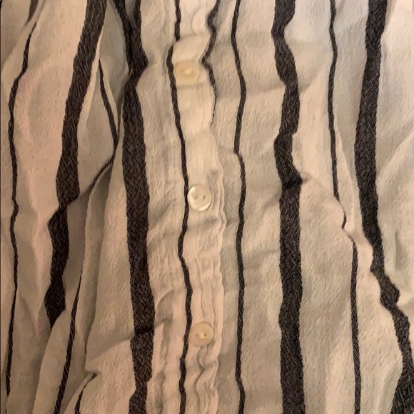 Stripped Off The Shoulder - Picture 2 of 4